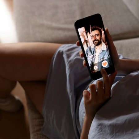 Dangerous Matches: 6 προφίλ που πρέπει να αποφύγεις στα dating apps