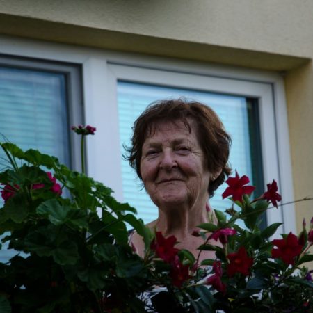 Ας σταματήσουμε να κατηγορούμε τους γονείς μας για όσα γίναμε