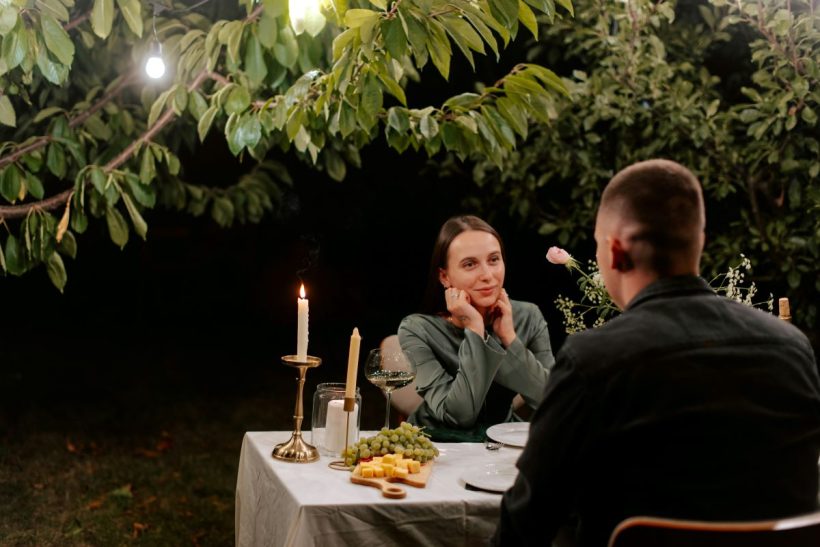 Future faking: Tα πρώτα ραντεβού με έναν νάρκισσο και πόσο δε μας έχουν λείψει