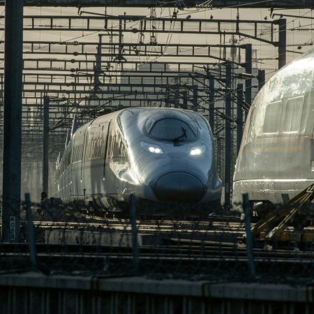 Κίνα: Τρένο έπεσε πάνω σε εργαζόμενους, αφήνοντας τουλάχιστον 11 νeκρούς