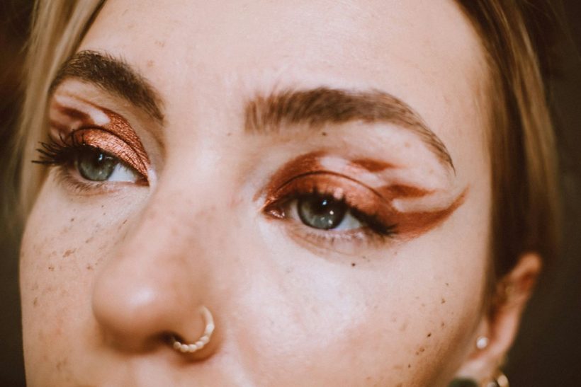 Οι παλιές αγάπες πeθαίνουν μέσα στο ίδιο σώμα που τις γέννησε