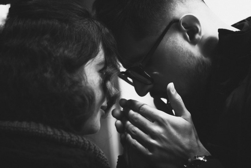 Μην έχεις την απαίτηση να σ’ αγαπήσουν όπως τους αγαπάς εσύ