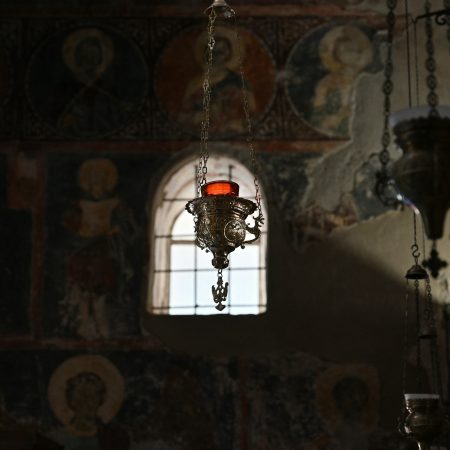 Θεσσαλονίκη: 5 ανήλικα αγόρια καταγγέλλουν σ#ξουαλική παρενόχληση από ιερέα