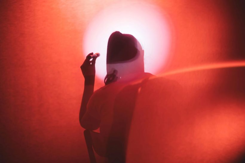 Γιατί όταν έχουμε περίοδο αμφισβητούν ή ακυρώνουν τα συναισθήματά μας;