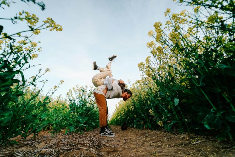 Η πιο επικίνδυνη μορφή χειρισμού είναι αυτή που μοιάζει πάρα πολύ με φροντίδα