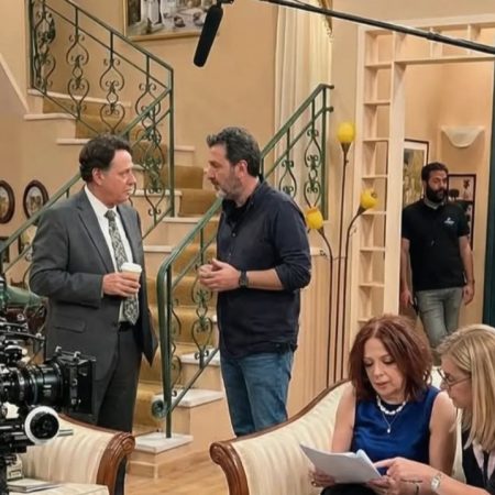 Μετά τα «νέα πλάνα» από Κωνσταντίνου κι Ελένης το κοινό δε θα πει no στον Κατακουζηνό