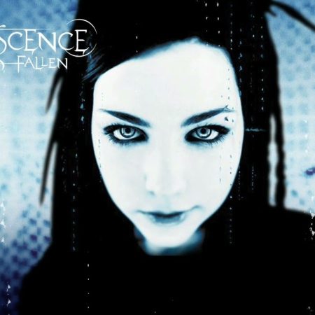 Οι Evanescence βγάζουν νέο album κι έχουμε ήδη κατεβάσει τα βανς-σκακιέρα από το πατάρι!