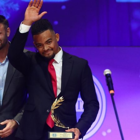 Εμμανουήλ Καραλής: Ο αθλητής της χρονιάς έκανε τον μπαμπά του περήφανο (κι όλους εμάς επίσης)