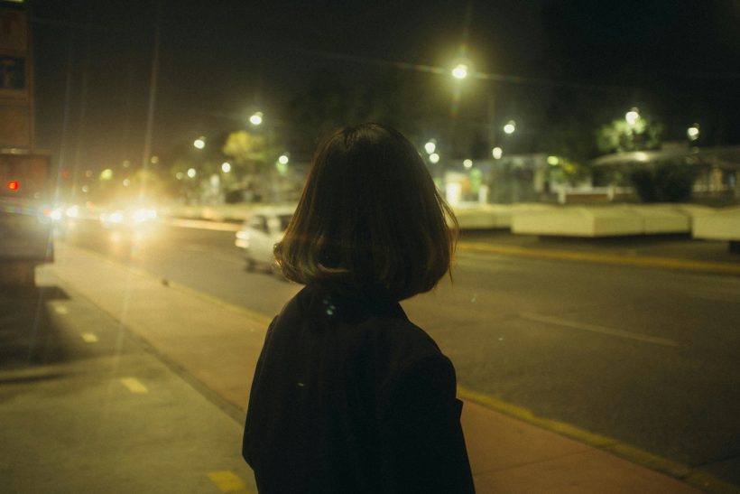 Ένα «τι κάνεις;» μετά από καιρό και καταλαβαίνεις πως όλα τελείωσαν