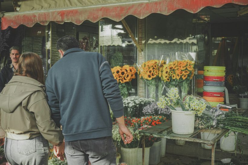 8 cute τρόποι να σου κάνει (σχεδόν πάντα) το χατίρι η σχέση σου