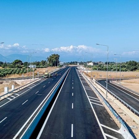Ένας από τους μεγαλύτερους αυτοκινητόδρομους της χώρας είναι επιτέλους έτοιμος