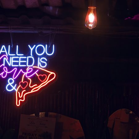 5 ιδέες για να βγεις το τέλειο ραντεβού με το εναλλακτικό τυπάκι που σ' αρέσει