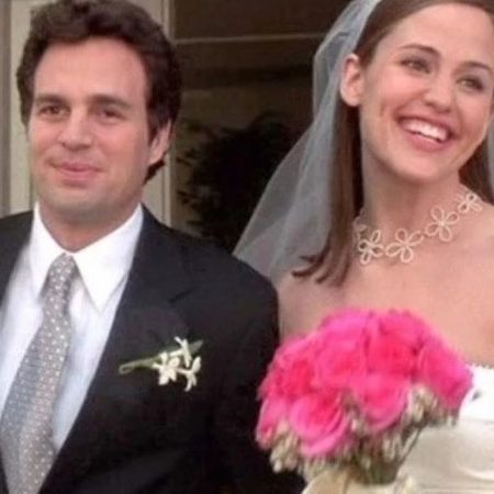 Κάποτε οι εργένηδες millennials κανόνιζαν με φίλους τους να παντρευτούν στα 30