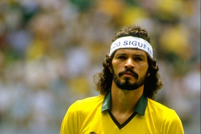 Podcast | Dr. Sócrates: Τα σκοτάδια του εμβληματικού ποδοσφαιριστή