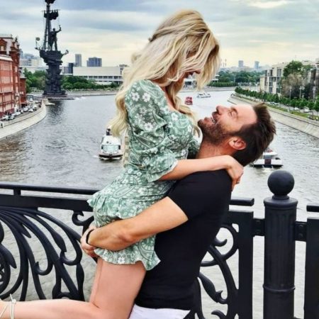 Ο Στράτος Τζώρτζογλου επιβεβαίωσε το «βελούδινο» διαζύγιο απο τη Σοφία Μαριόλα