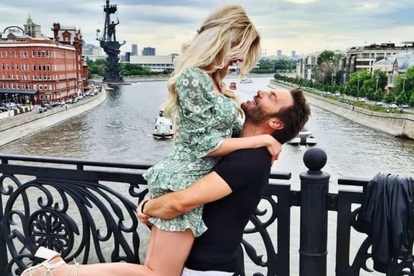 Ο Στράτος Τζώρτζογλου επιβεβαίωσε το «βελούδινο» διαζύγιο απο τη Σοφία Μαριόλα