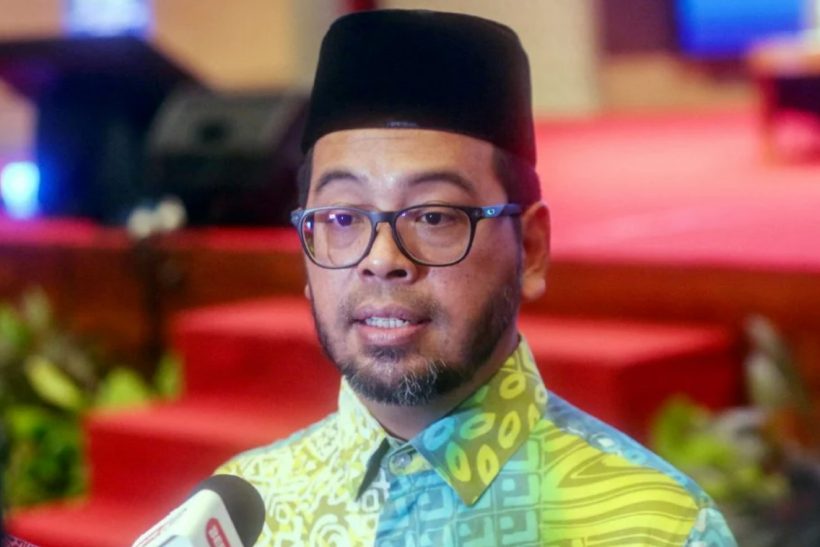 Yπουργάρα της Μαλαισίας λέει ότι ΛΟΑΤΚΙ γίνεσαι λόγω άγχους