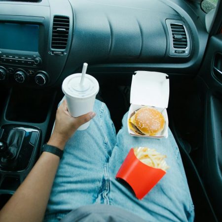 8 πράγματα στο αμάξι σου που προδίδουν ότι έχεις υπερβολικό στρες