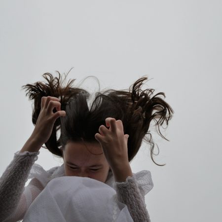 Πώς είναι στ' αλήθεια να ζεις, να υπάρχεις, να αγαπάς, έχοντας κοινωνικό άγχος