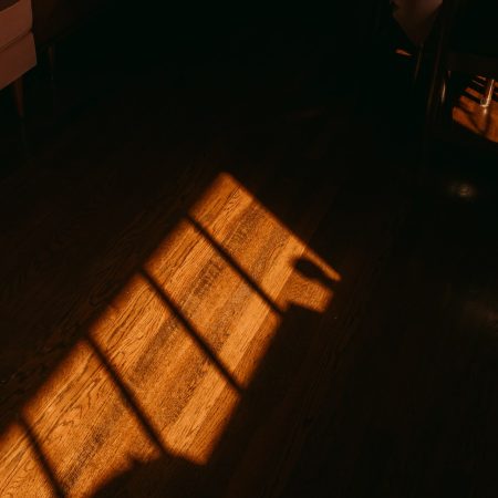 Λείπει λίγο ακόμα φως εδώ