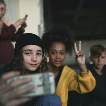 Η Gen A διαλέγει δουλειές που δεν έχουν καμιά σχέση με αυτό που ξέρουμε