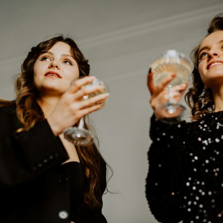 Γιατί όλοι νιώθουμε ακραία κουρασμένοι φέτος μετά τις γιορτές;