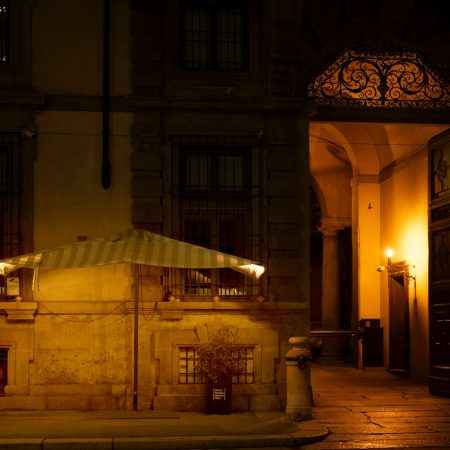 Κάποτε θα φύγει εκείνος ο άνθρωπος που διώχνεις τόσο εύκολα