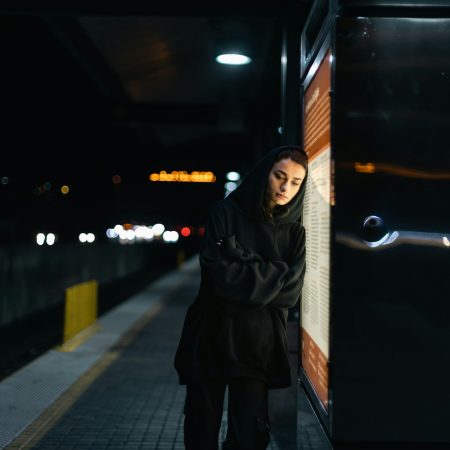 Είναι κι εκείνα τα «δε με νοιάζει!» που τα φωνάξαμε μπας και τα πιστέψουμε