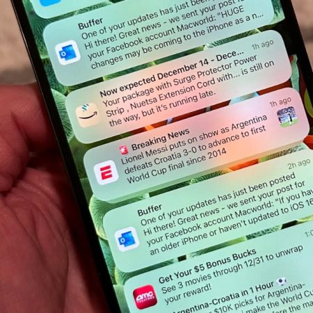 Οι ομαδικές συνομιλίες που λατρεύουμε αλλά έχουμε στο mute