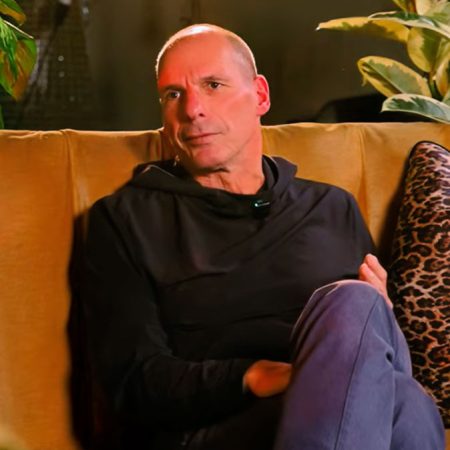 Τόσο πολύ μας σόκαρε που ο Βαρουφάκης πριν 35 χρόνια έκανε naρkωτικά;