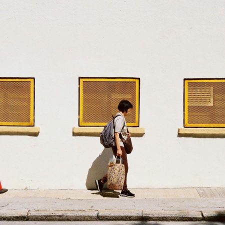 Η σιωπή δεν έρχεται από θυμό ούτε από πείσμα - Είναι μία σωτήρια παραίτηση
