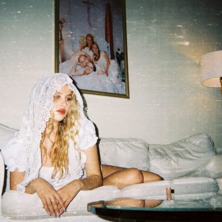 Το σύνδρομο που στα μάτια των αντρών είσαι ή π@τάνα ή παρθένα Μαρία