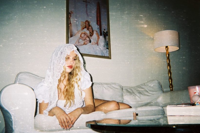 Το σύνδρομο που στα μάτια των αντρών είσαι ή π@τάνα ή παρθένα Μαρία