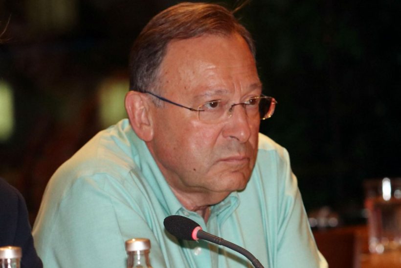 Για τους Φουστάνους εκεί έξω, η γυναίκα πρέπει να είναι μικρή για να έχει 