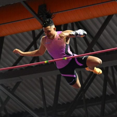 Ο Μανόλο πέταξε στην κορυφή και πάνω από τα 6 μετρα στη Γαλλία!