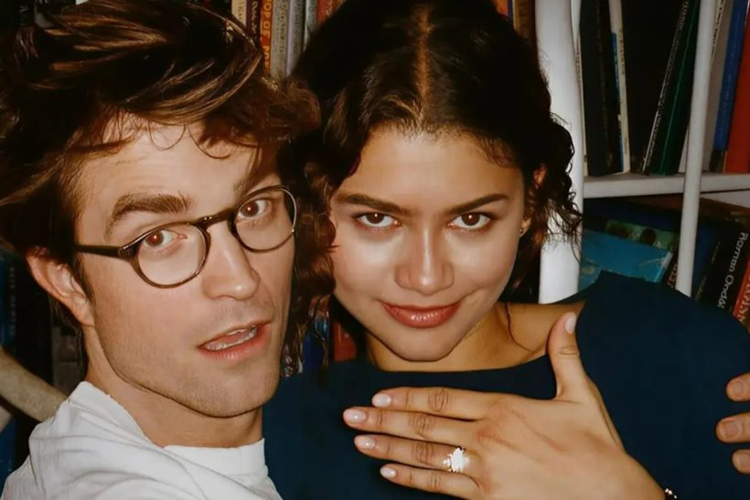 «Αν η αγάπη δε με τεντώνει ψυχολογικά, γιατί δεν τη νιώθω;»