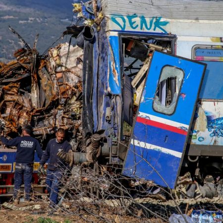 Μέσα στο πέμπτο βαγόνι: Μια μαρτυρία εγκλωβισμού που δε βγήκε ποτέ στο φως