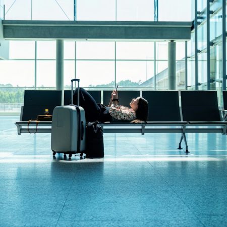 Μπορείς να κάνεις τη ζωή που θέλεις αν δε φύγεις στο εξωτερικό;