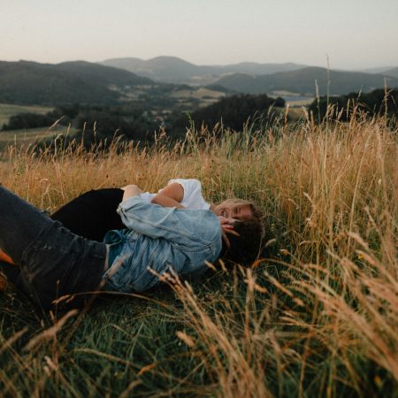 Podcast | Μήπως κάνεις κι εσύ σχέσεις με το «σύνδρομο της μαϊμούς»;