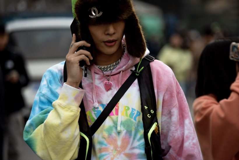 Chinamaxxing: Η GenZ σου εξηγεί γιατί σήμερα ξύπνησες πιο Κινέζος από ποτέ