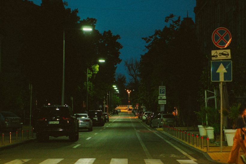 Γιατί οι «δε θα φύγω ποτέ» είναι αυτοί που φεύγουν πρώτοι