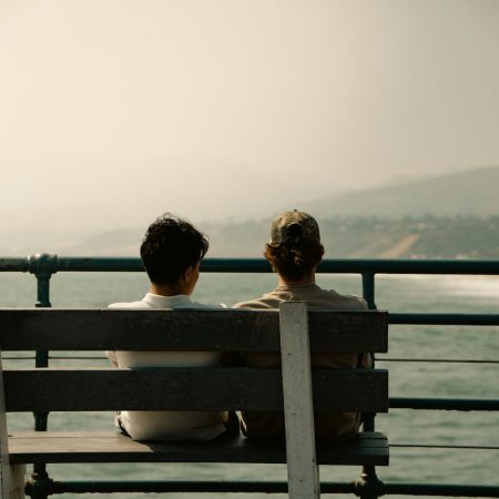 Ξαδέρφια: Από το «μαζί κάθε καλοκαίρι», στο «έχουμε να τα πούμε μήνες»