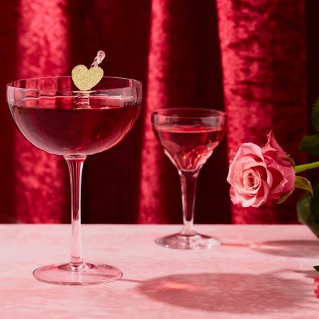 Τι θα παιχτεί από μπαράκια ποτάκια και παρτάκια τον Άγιο Βαλεντίνο στην Αθήνα 