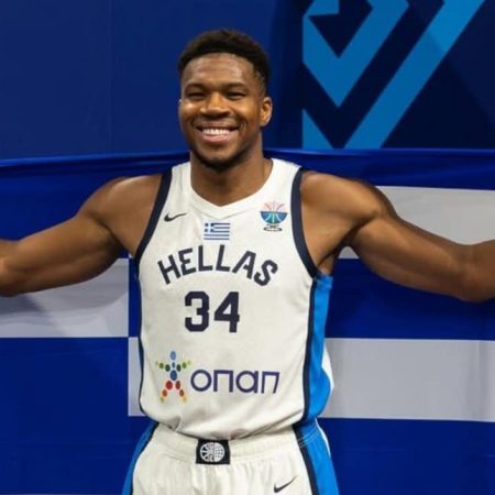 Αντετοκούνμπο: Στους πρώτους 20 τιμώμενους του Ευρωπαικού Τάγματος Αξίας