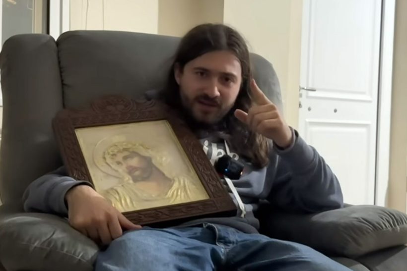 Η viral παρακμή του χωρισμού του «γατούλη» με τη «γάτα» για έναν «αφυπνιστή» 