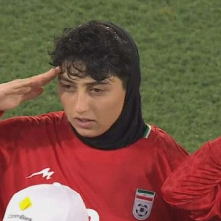 Πατρίδα ή ελευθερία; Το σπαρακτικό δίλημμα των Ιρανών ποδοσφαιριστριών