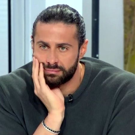 Ο Βασάλος εξηγεί γιατί πρέπει να έχει μόνο άσχημες φίλες (και τα κάνει χειρότερα)