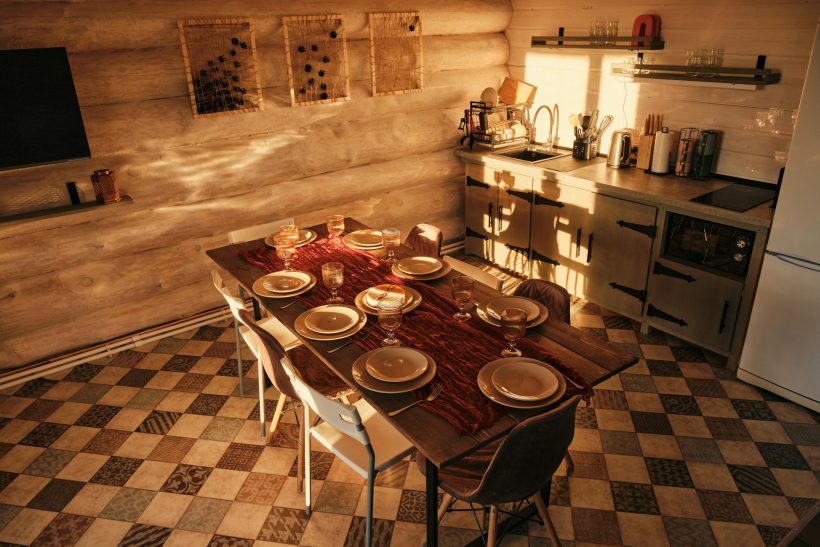 Για εκείνους που σε ένα τραπέζι γεμάτο αγαπημένους νιώθουν πως πάντα «κάτι λείπει»