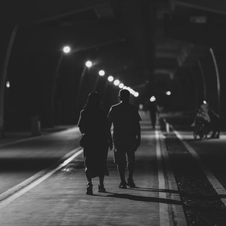 Κάποτε θα σου λείψει εκείνος που δε ζήτησε τίποτα πέρα από το ενδιαφέρον σου