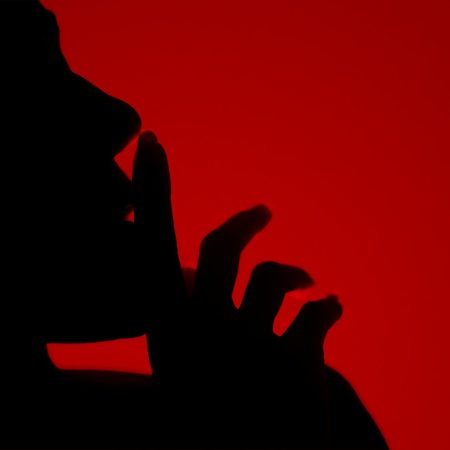 Η σιωπή μου είναι η πιο δυνατή απάντηση που θα πάρεις από εμένα